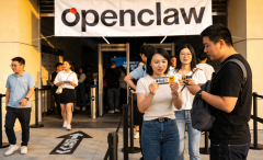 鞭策AI技术千行百业、惠及全平易近